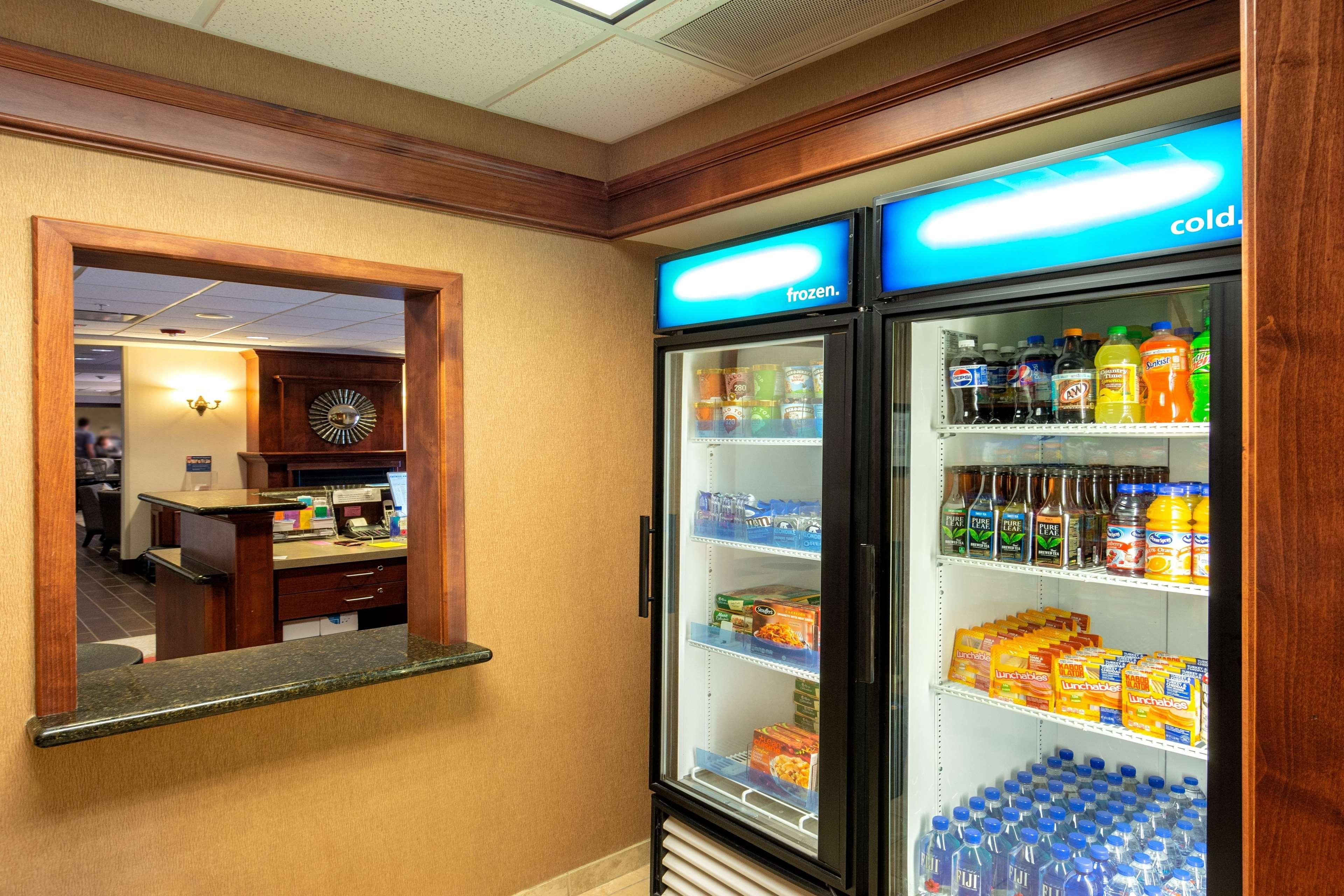 Hampton Inn Rawlins Bagian luar foto