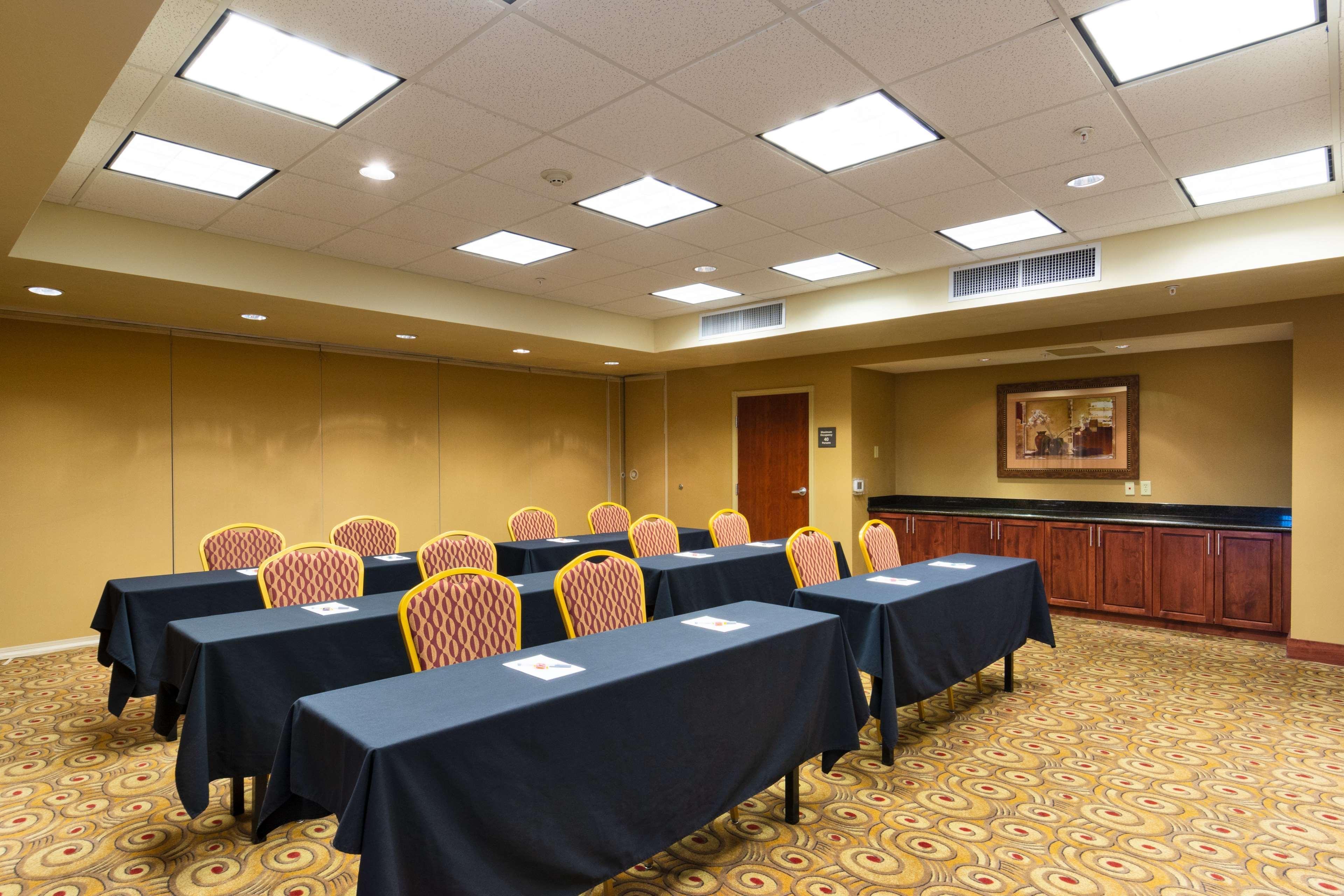 Hampton Inn Rawlins Bagian luar foto